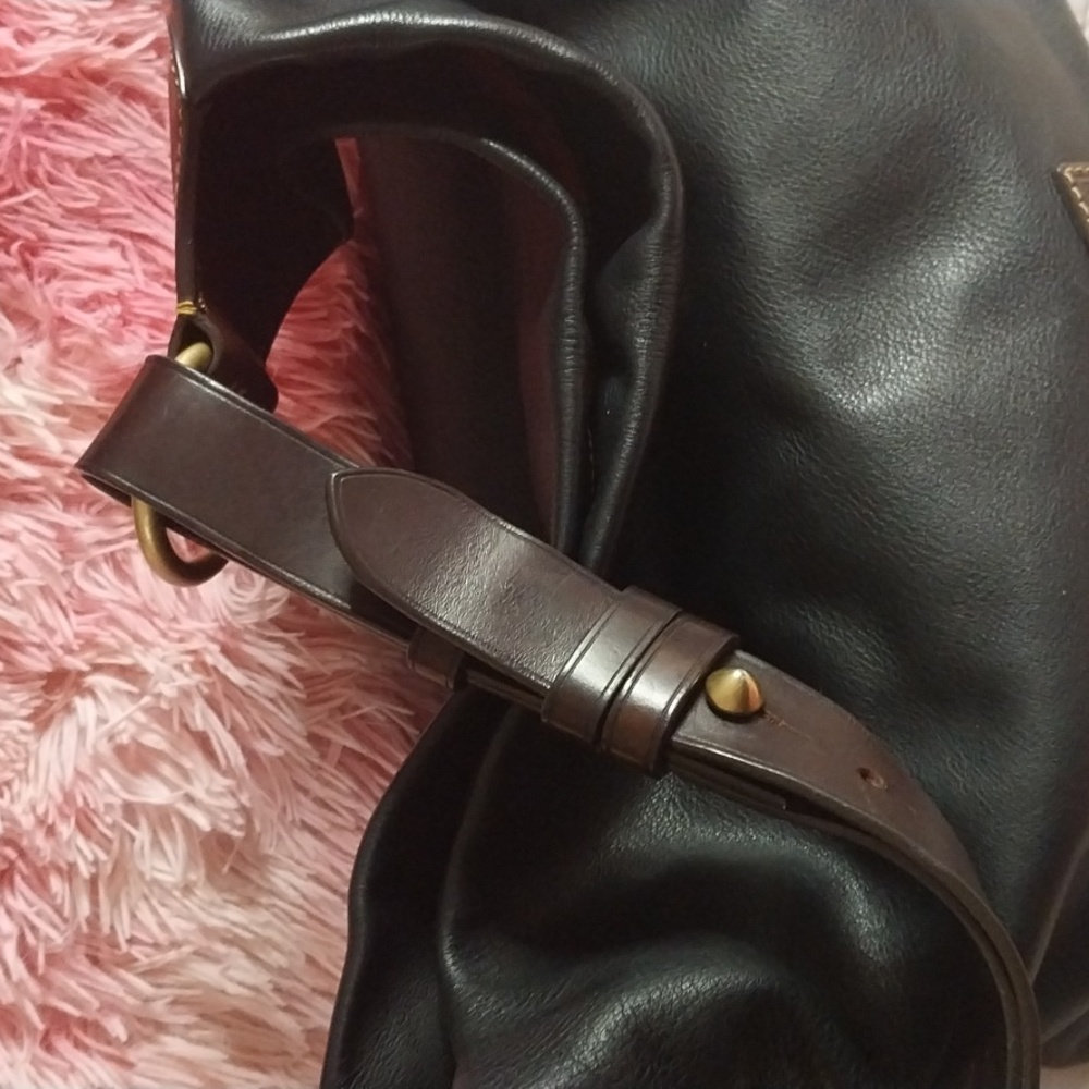 Dooney and Bourke Large Hobo - Picture 3 of 12